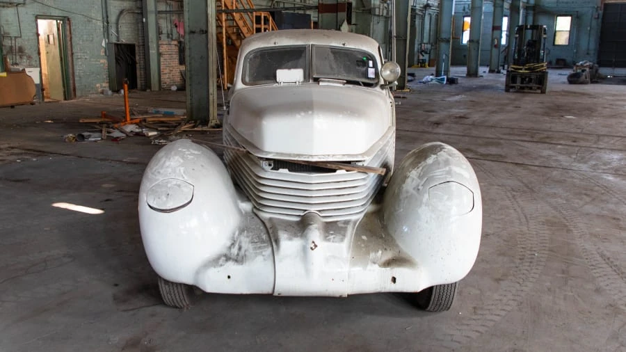 1937 Cord 810 & 812 - Image 7 of 10