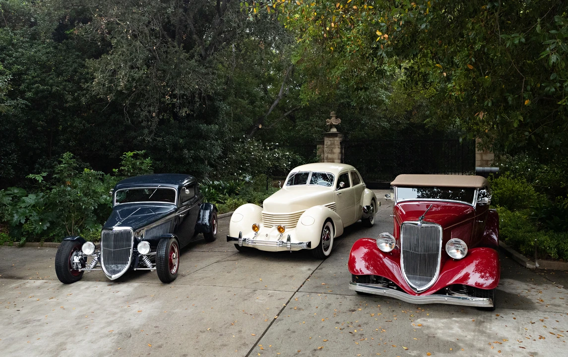 1937 Cord 810 & 812 - Image 28 of 31