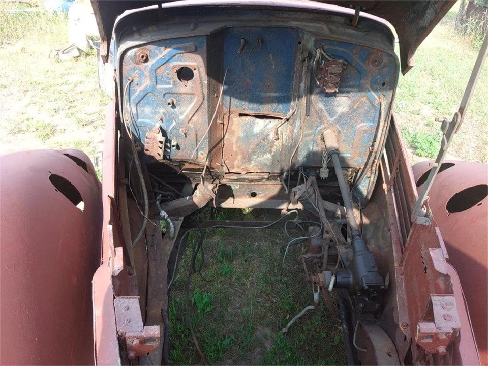 1937 Cord 810 & 812 - Image 12 of 31