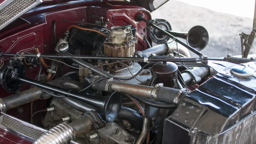1937 Cord 810 & 812 - Image 3 of 7