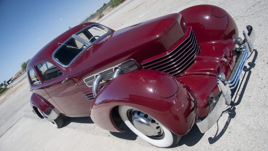 1937 Cord 810 & 812 - Image 7 of 7