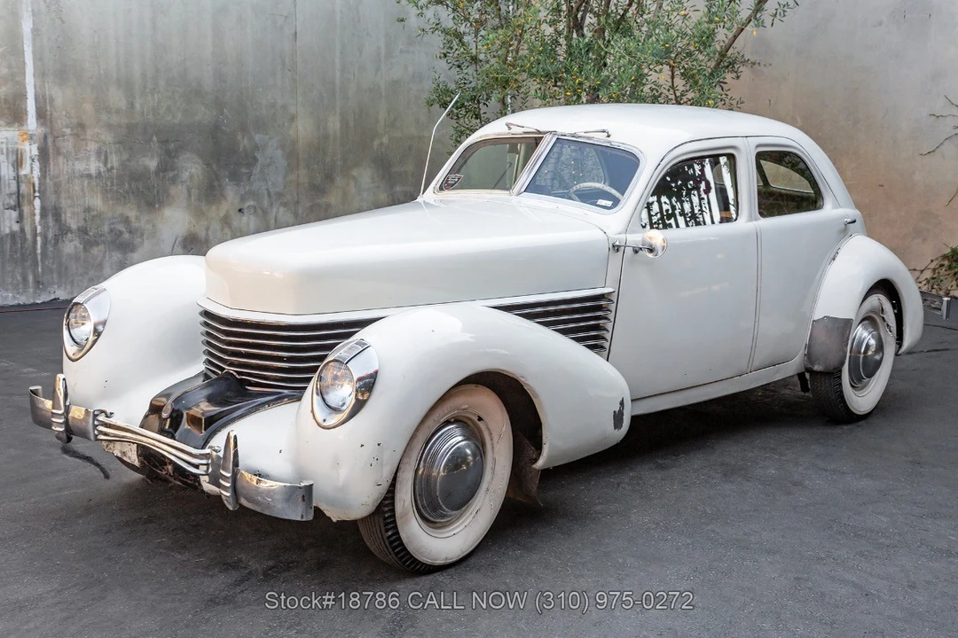1937 Cord 810 & 812 - Image 9 of 31