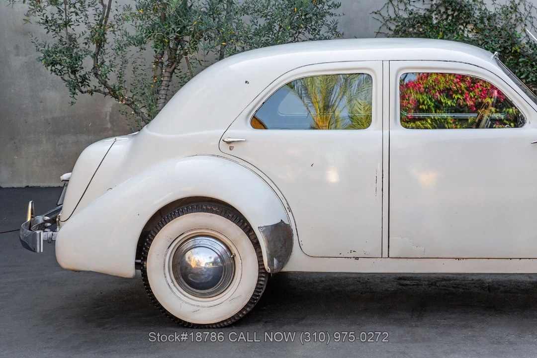 1937 Cord 810 & 812 - Image 12 of 31