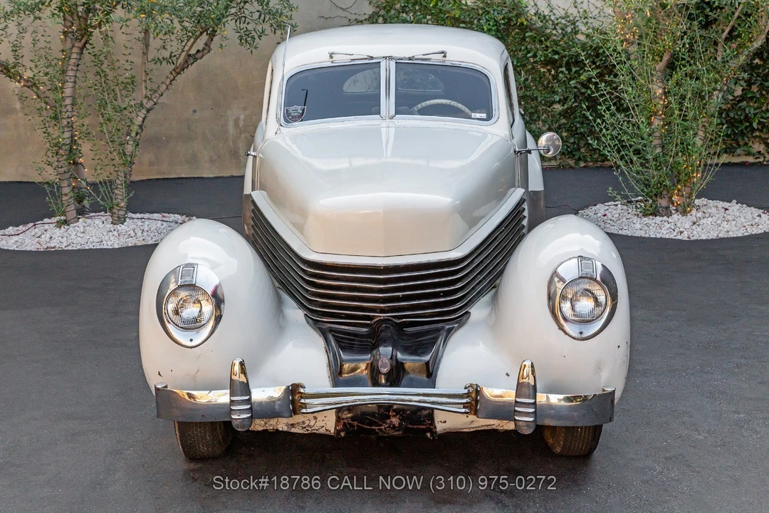1937 Cord 810 & 812 - Image 2 of 31