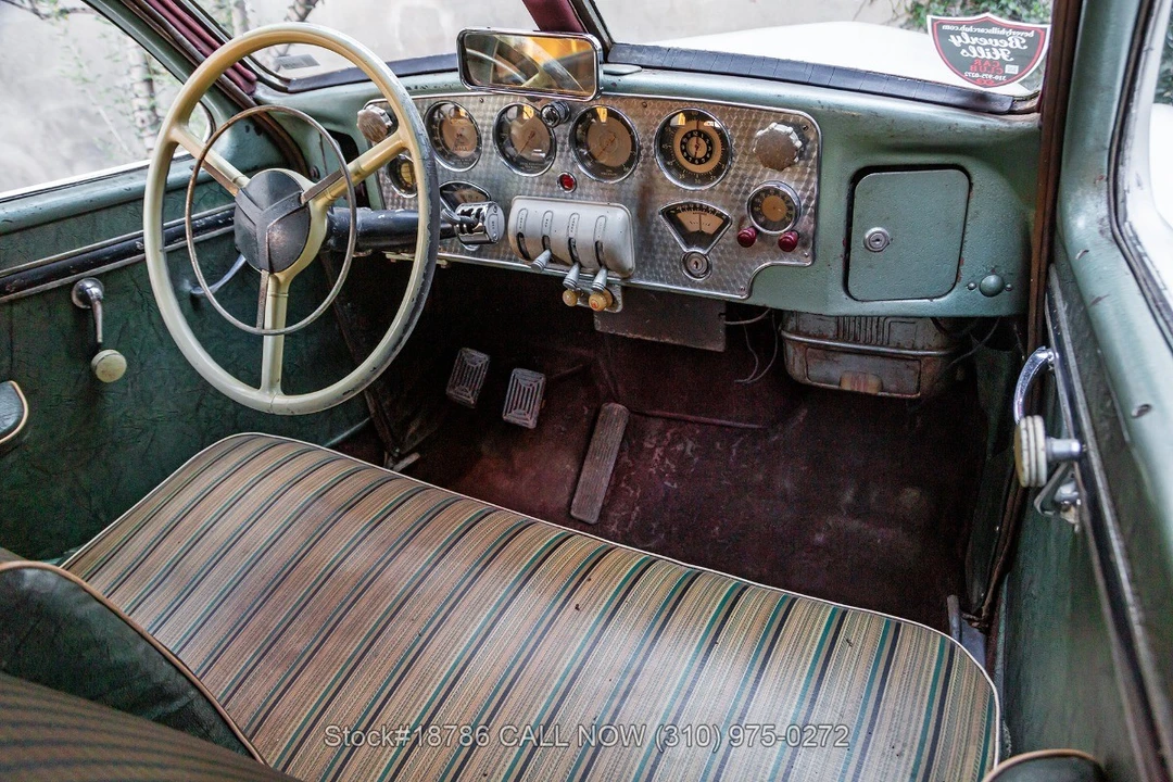 1937 Cord 810 & 812 - Image 25 of 31