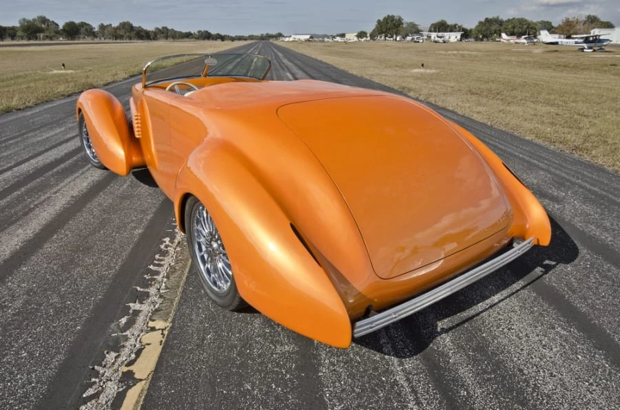 1937 Cord 810 & 812 - Image 2 of 12