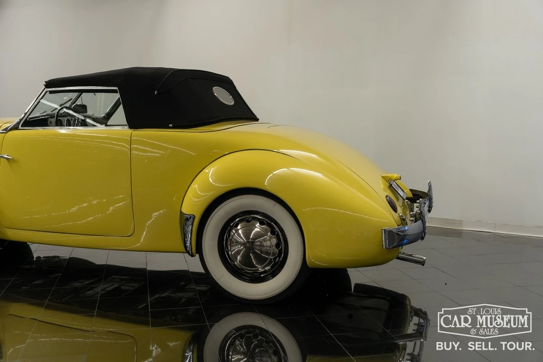 1937 Cord 810 & 812 - Image 10 of 31