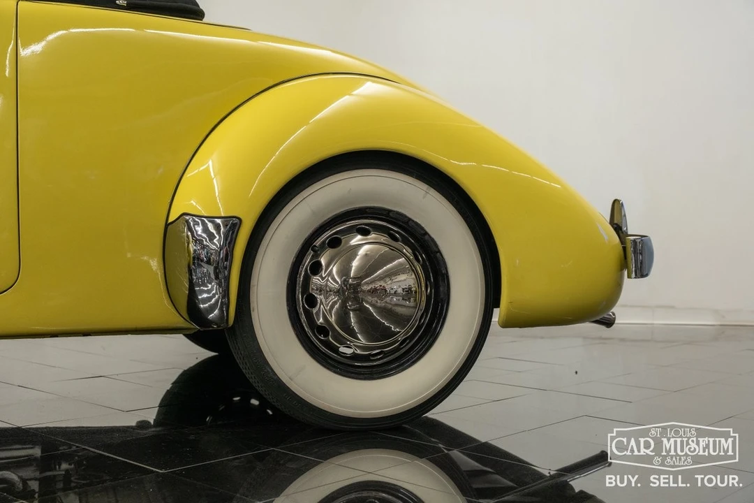 1937 Cord 810 & 812 - Image 28 of 31