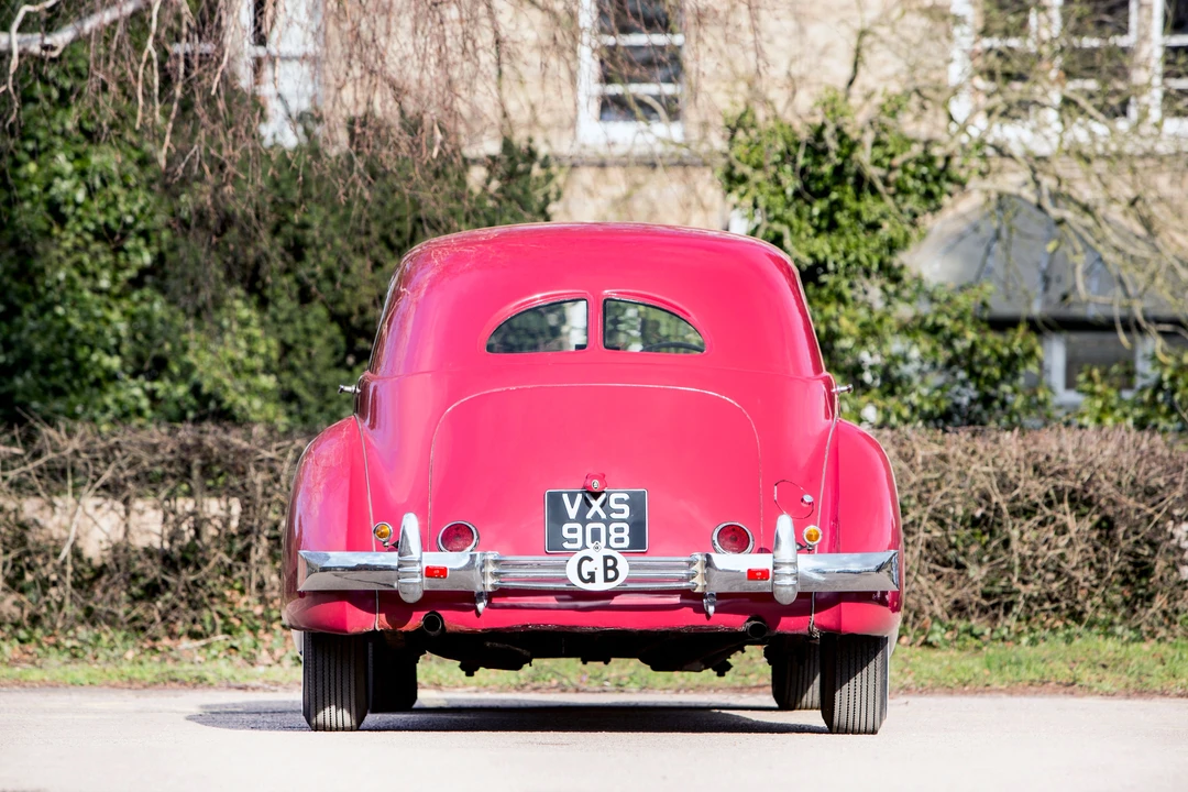 1937 Cord 810 & 812 - Image 19 of 31