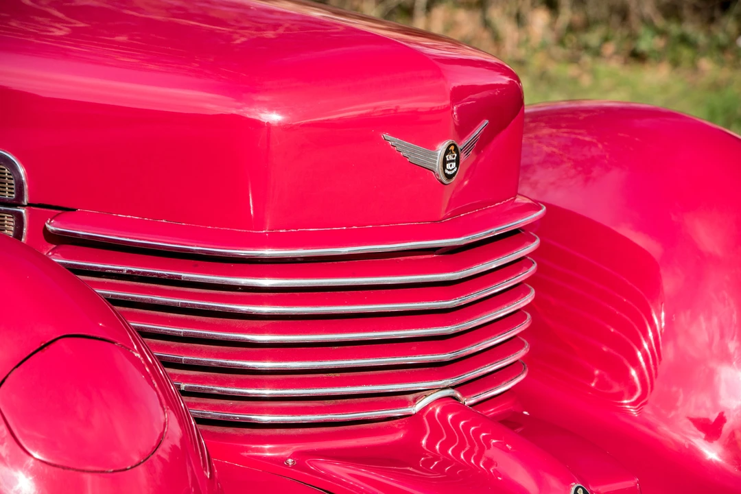 1937 Cord 810 & 812 - Image 24 of 31