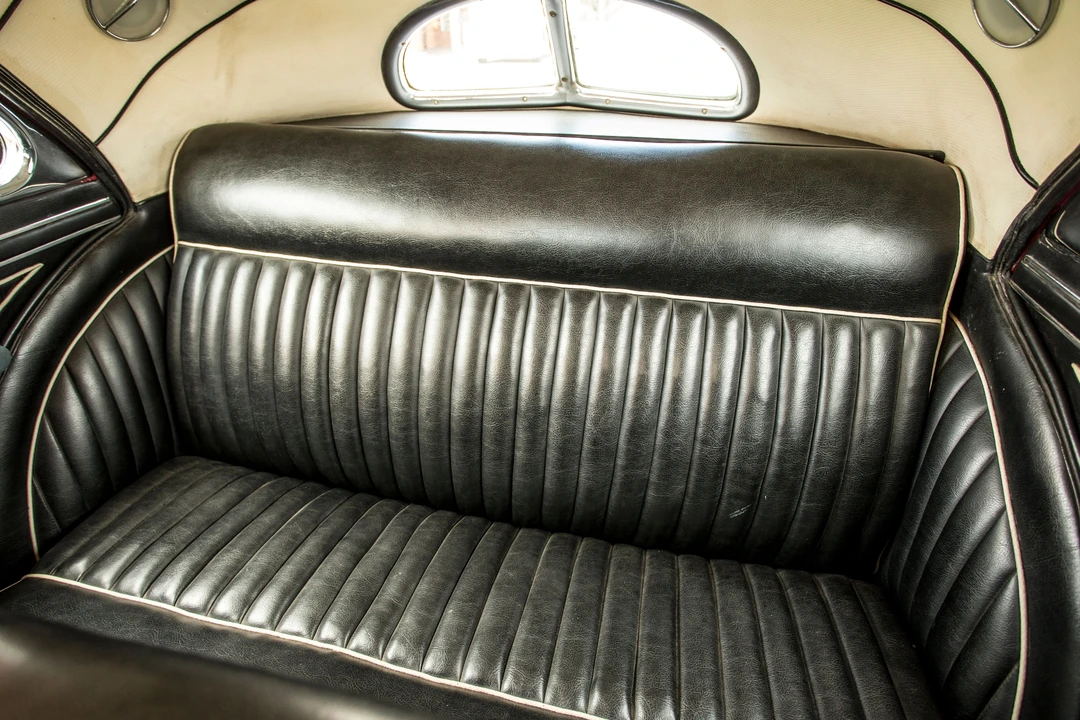1937 Cord 810 & 812 - Image 13 of 31