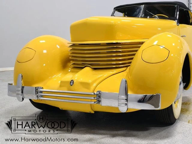1937 Cord 810 & 812 - Image 14 of 21