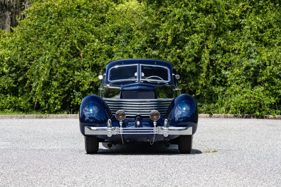 1937 Cord 810 & 812 - Image 4 of 26