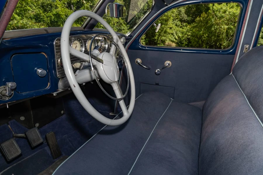 1937 Cord 810 & 812 - Image 20 of 26