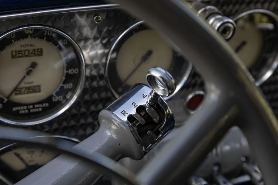 1937 Cord 810 & 812 - Image 23 of 26