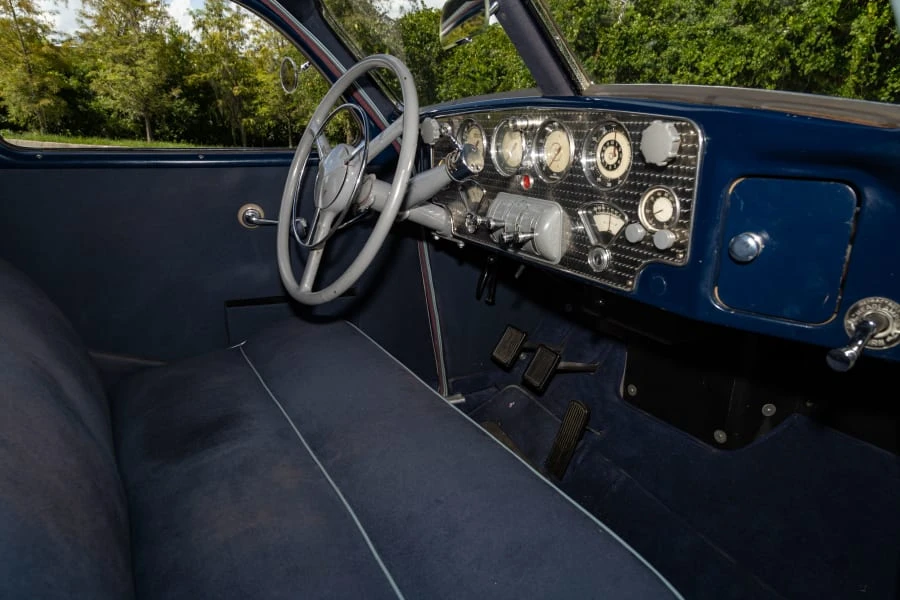 1937 Cord 810 & 812 - Image 11 of 26