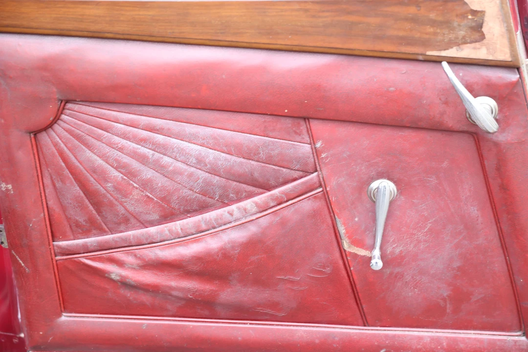 1937 Daimler - Image 2 of 10