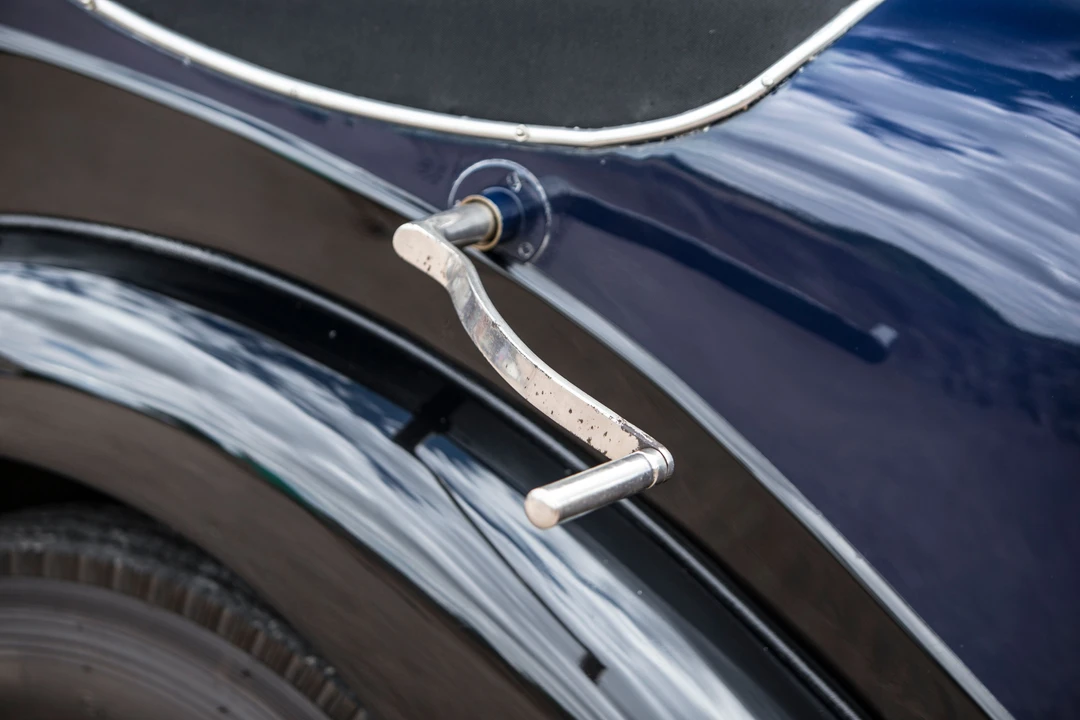 1937 Daimler - Image 2 of 31