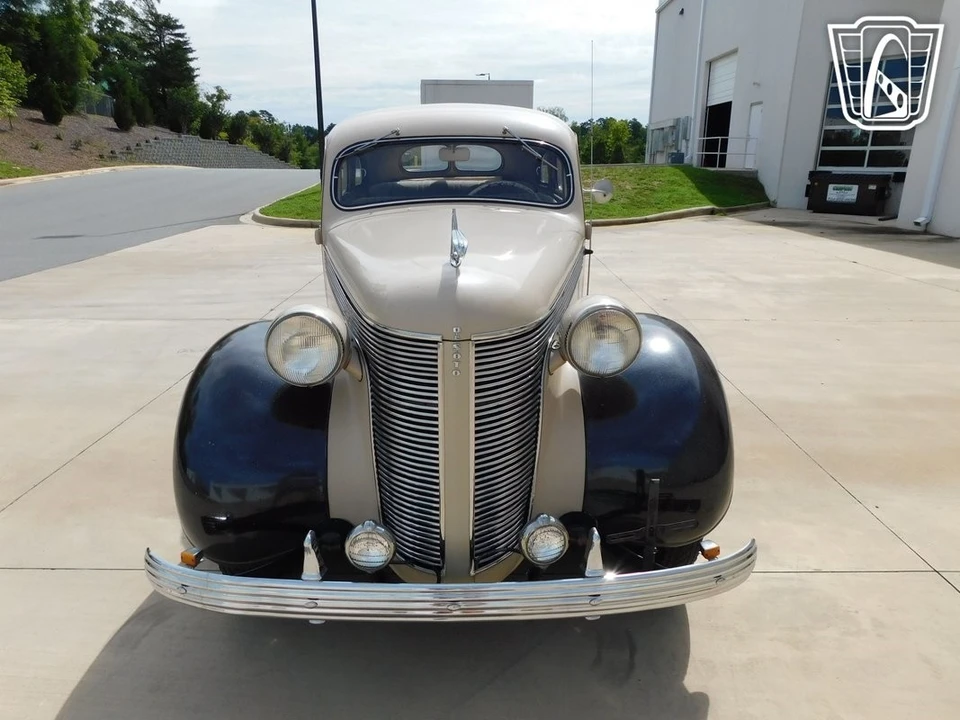 1937 DeSoto - Image 7 of 21