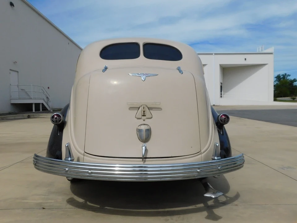 1937 DeSoto - Image 11 of 21