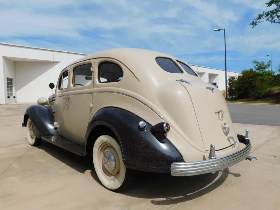 1937 DeSoto - Image 10 of 21