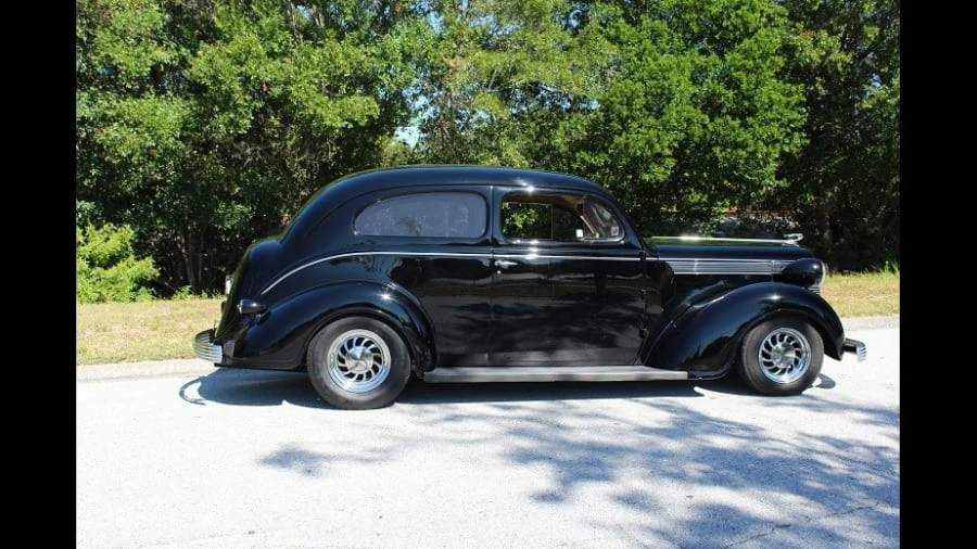 1937 DeSoto - Image 9 of 12