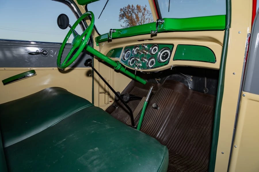 1937 Diamond T - Image 12 of 31