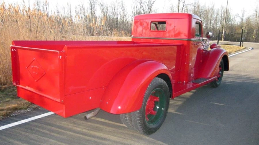 1937 Diamond T - Image 2 of 6