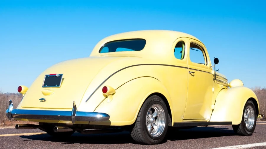 1937 Dodge L/M/R Series - Image 2 of 4