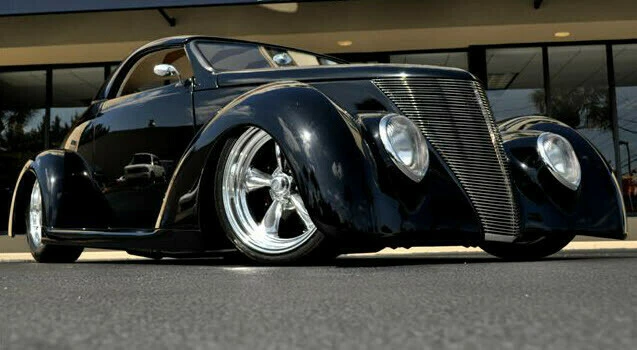 1937 Ford Hot Rod - Image 2 of 5
