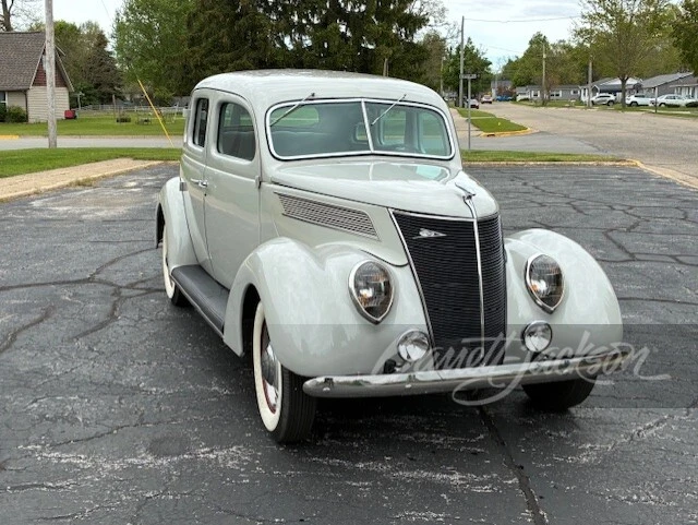 1937 Ford Standard & Deluxe & Super Deluxe - Image 7 of 19