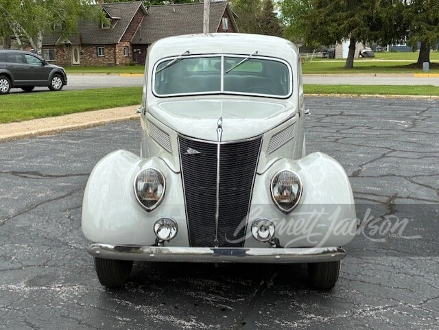 1937 Ford Standard & Deluxe & Super Deluxe - Image 11 of 19