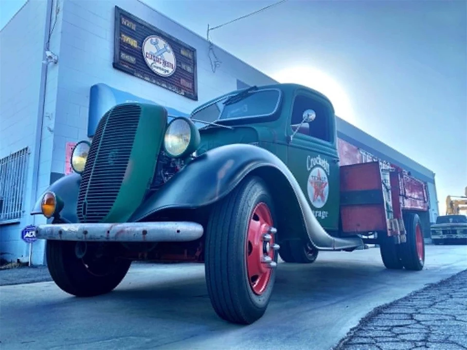 1937 Ford Pickup (1937-1939) - Image 2 of 18