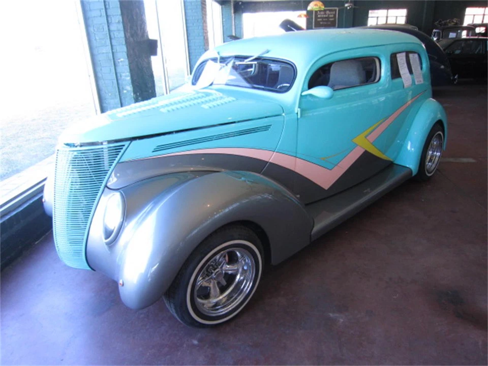 1937 Ford Standard & Deluxe & Super Deluxe - Image 6 of 19