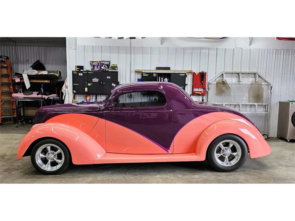 1937 Ford Standard & Deluxe & Super Deluxe - Image 2 of 31