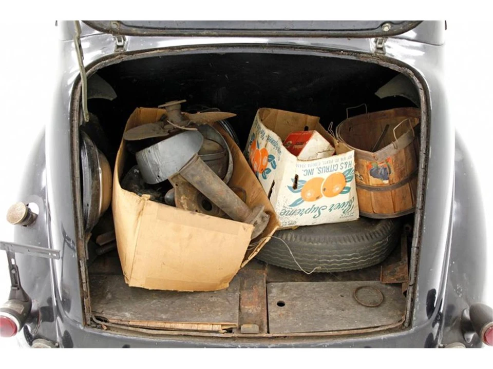 1937 Ford Standard & Deluxe & Super Deluxe - Image 26 of 31