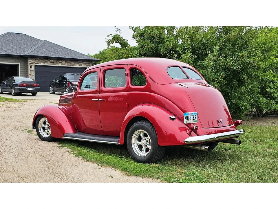 1937 Ford Standard & Deluxe & Super Deluxe - Image 3 of 31