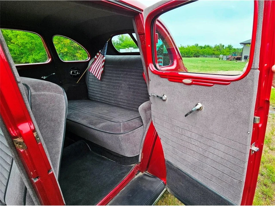 1937 Ford Standard & Deluxe & Super Deluxe - Image 19 of 31