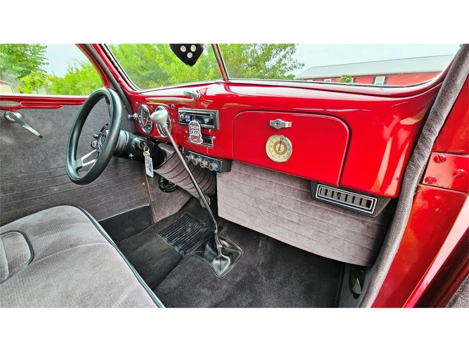 1937 Ford Standard & Deluxe & Super Deluxe - Image 28 of 31