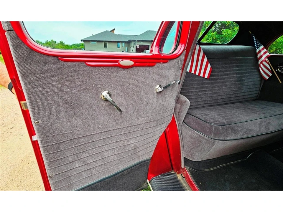 1937 Ford Standard & Deluxe & Super Deluxe - Image 31 of 31