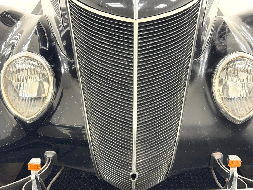 1937 Ford Standard & Deluxe & Super Deluxe - Image 9 of 12