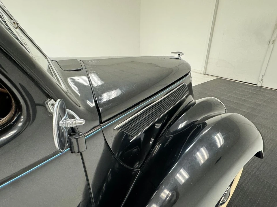 1937 Ford Standard & Deluxe & Super Deluxe - Image 25 of 31