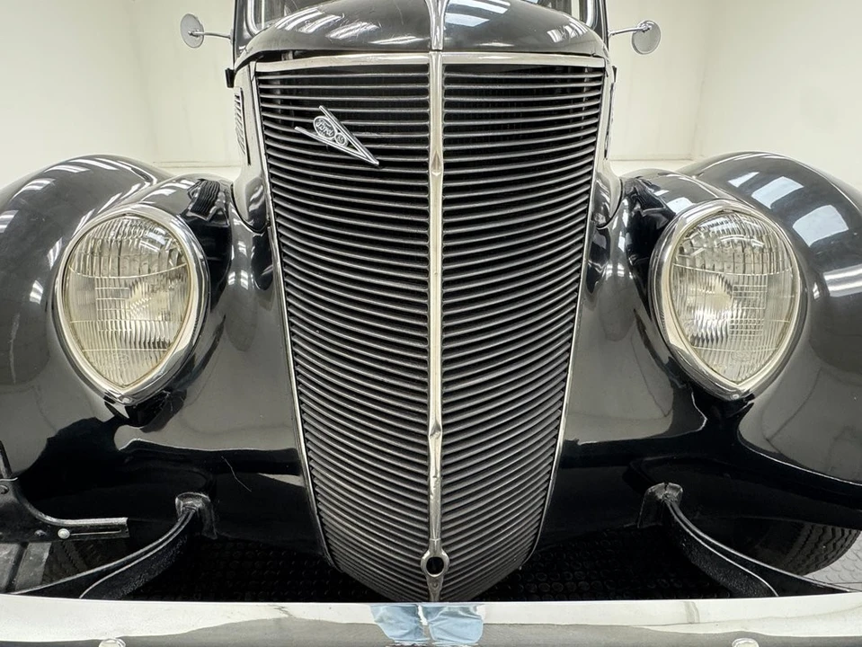 1937 Ford Standard & Deluxe & Super Deluxe - Image 9 of 31