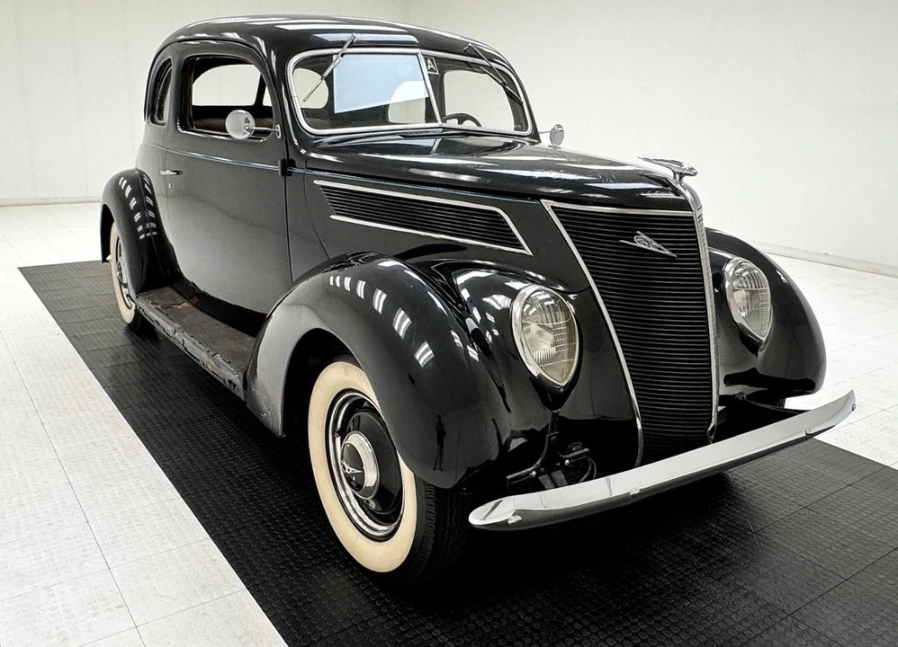 1937 Ford Standard & Deluxe & Super Deluxe - Image 7 of 31