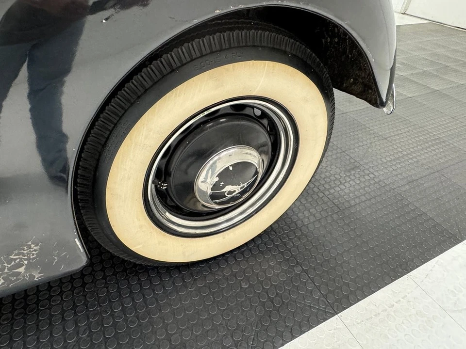1937 Ford Standard & Deluxe & Super Deluxe - Image 24 of 31