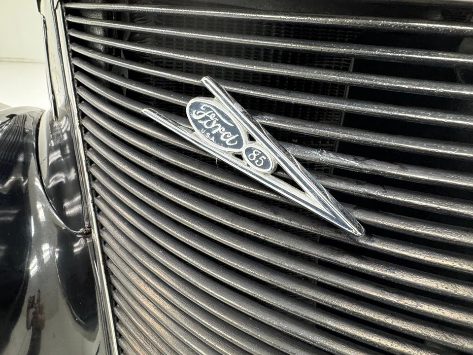 1937 Ford Standard & Deluxe & Super Deluxe - Image 10 of 31