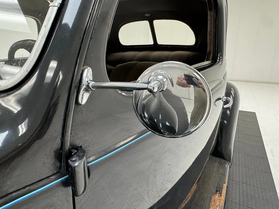 1937 Ford Standard & Deluxe & Super Deluxe - Image 17 of 31