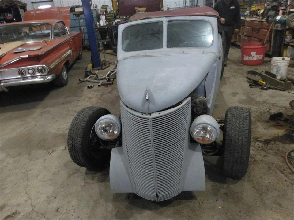 1937 Ford Standard & Deluxe & Super Deluxe - Image 5 of 6