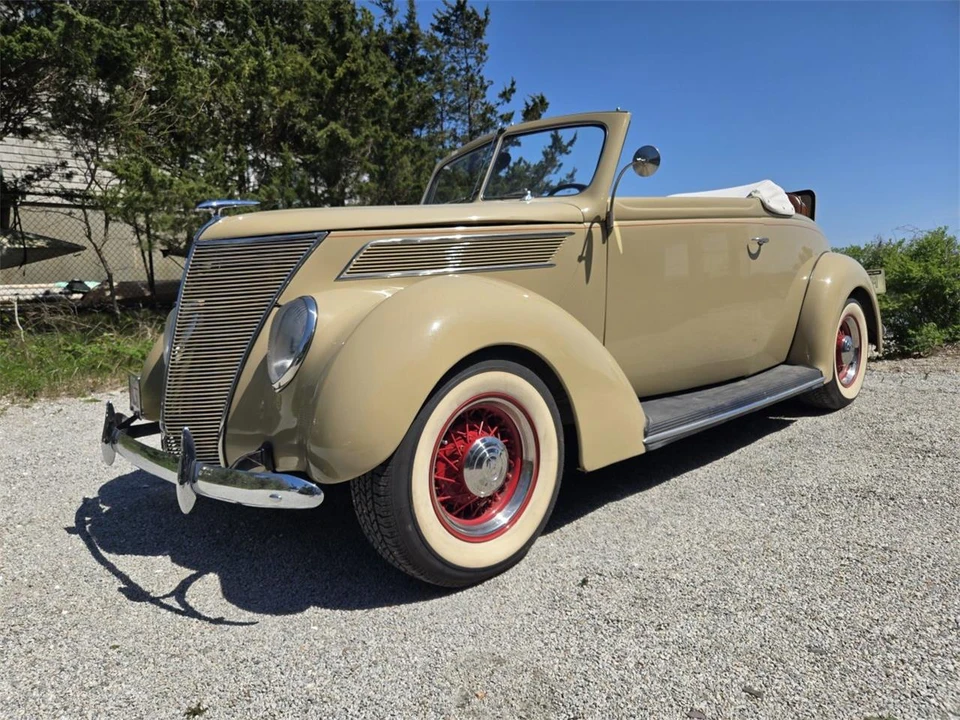 1937 Ford Standard & Deluxe & Super Deluxe - Image 2 of 31