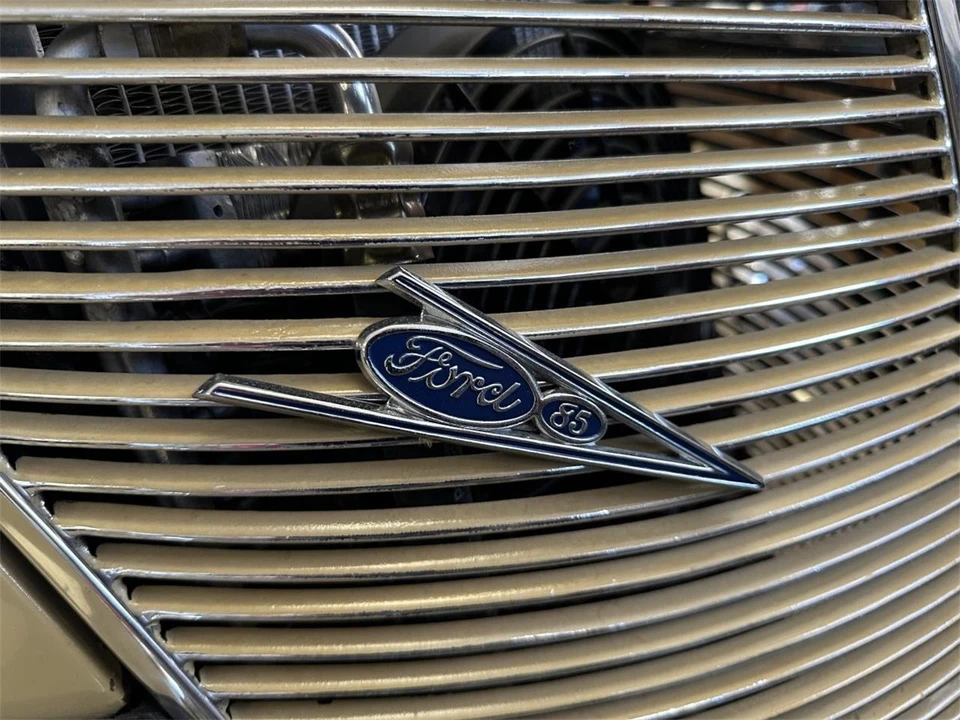 1937 Ford Standard & Deluxe & Super Deluxe - Image 8 of 31